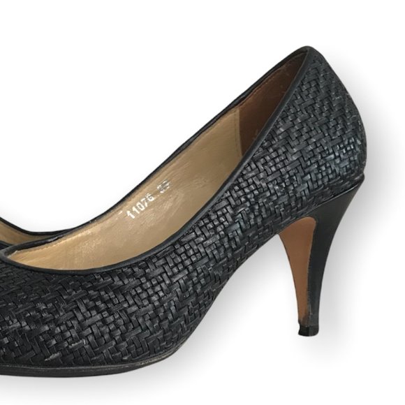 OPENING CEREMONY BLACK LEATHER WOVEN BASKET WEAVE Heels! Size 38! - Picture 2 of 7